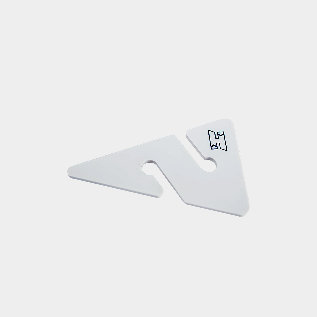 Halcyon Line Arrows, white w/ blue H logo (Bag of 10)